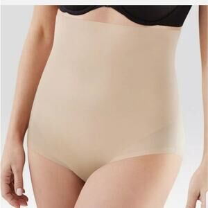 NWT Maidenform High Waist Brief Cool Comfort Light Control SE0037